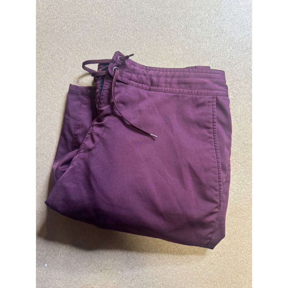Ten Thousand Interval Shorts Mens Medium 9 Inch Inseam Maroon Lined Training Gym